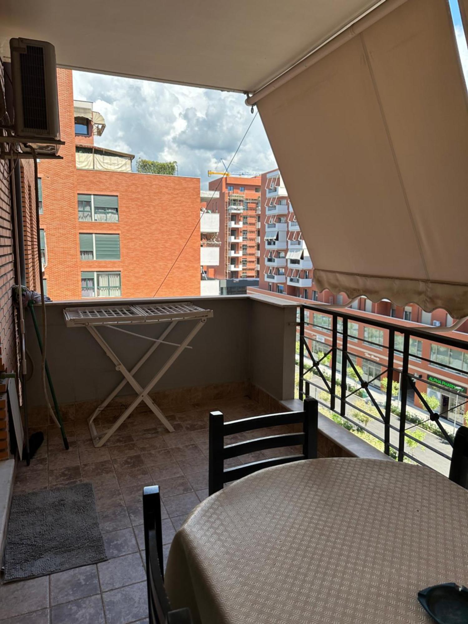 Kevin'S Apartment Delijorgj Tirana Zewnętrze zdjęcie